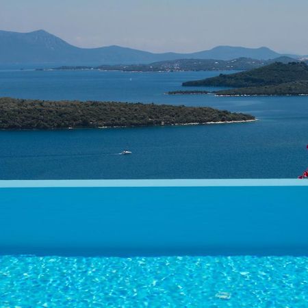 Villa Pasithea - Breathtaking Seaviews, Infinity Pool, Privacy, Close To The Beach Nydri (Lefkada) Exterior foto