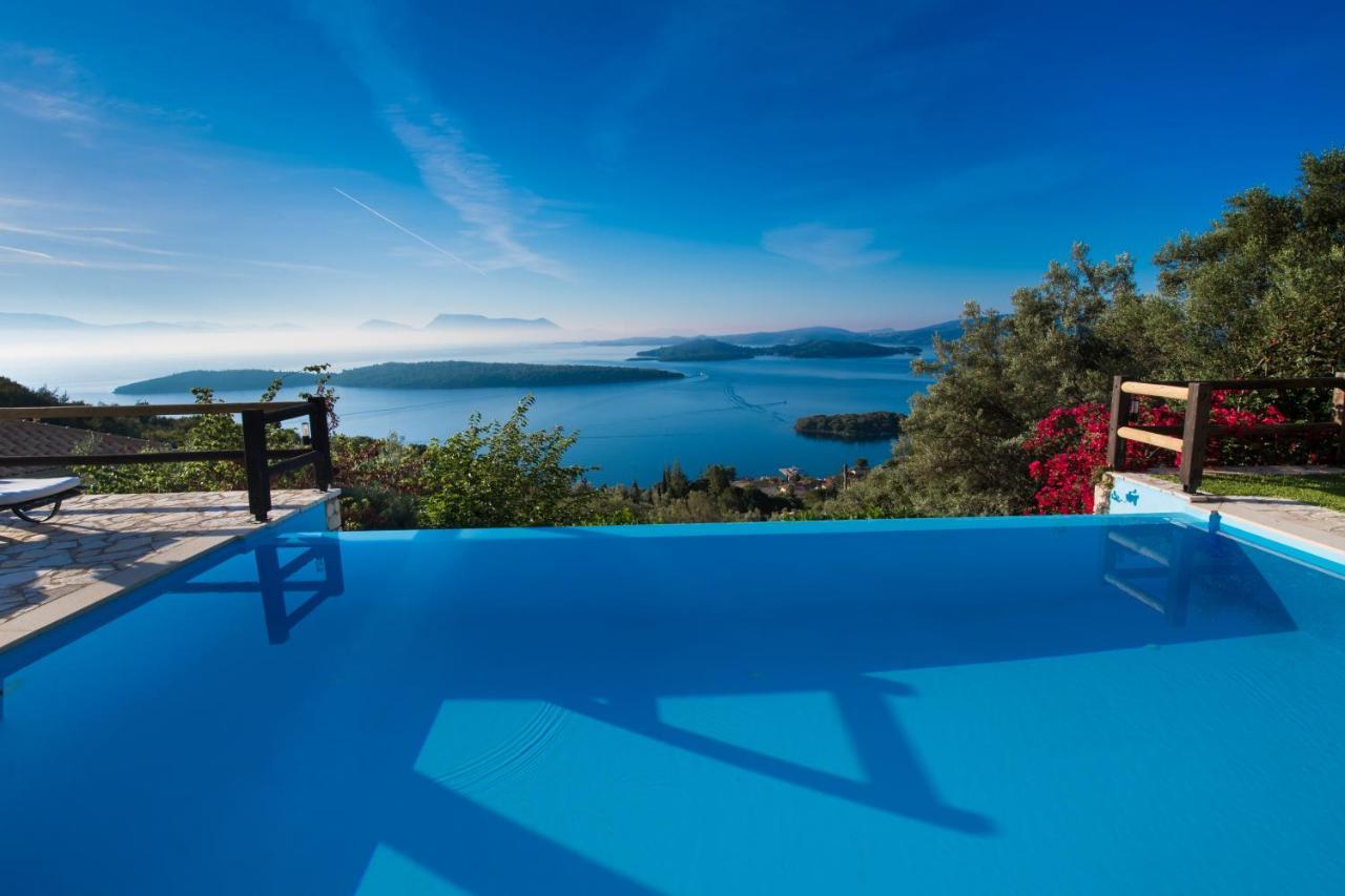 Villa Pasithea - Breathtaking Seaviews, Infinity Pool, Privacy, Close To The Beach Nydri (Lefkada) Exterior foto
